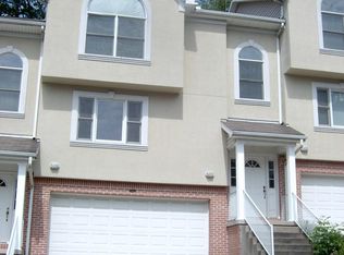 259 Palisades Dr, Morgantown, WV 26508