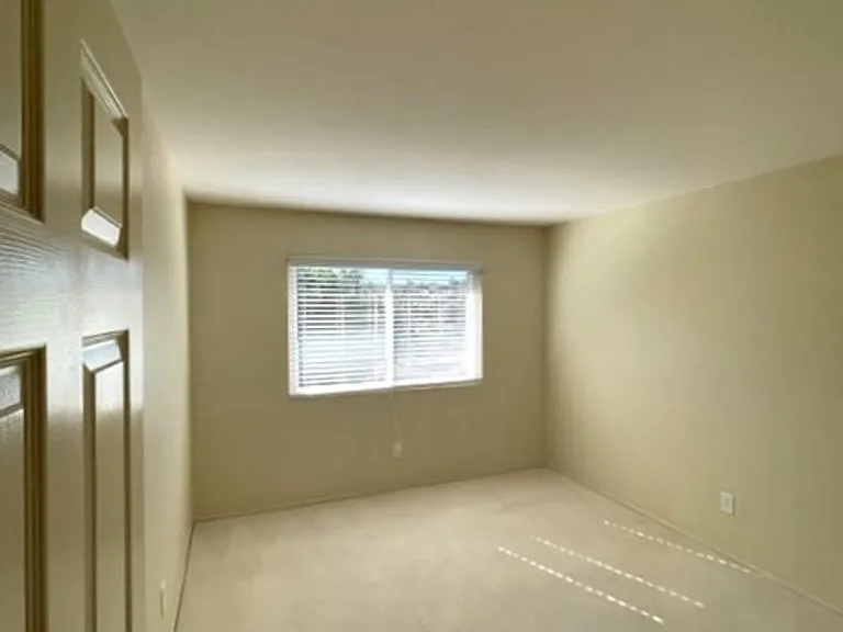 526 Trailridge Dr — Photo 19