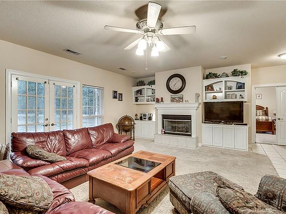 5th image of 1448 Oak Bend Dr