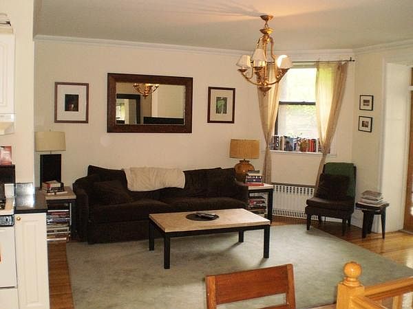 1st image of 305 W 91st St APT 1