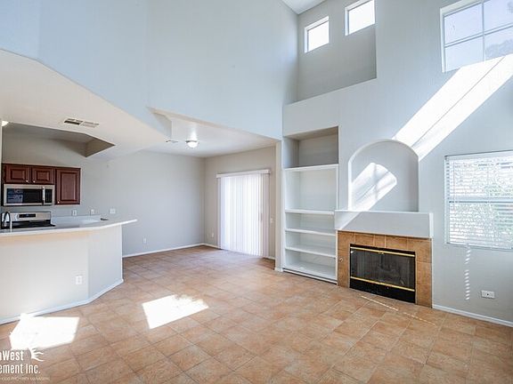 3rd image of 5378 Runningbrook Rd