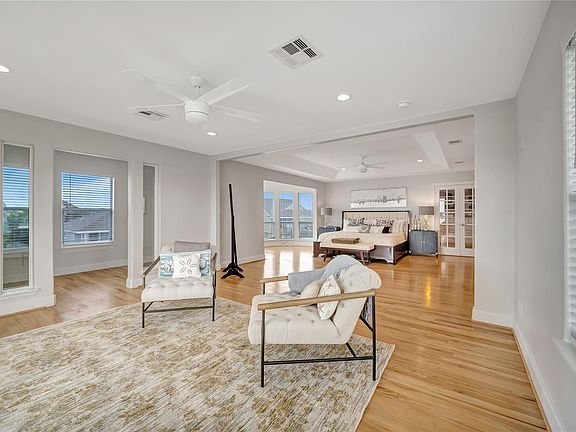 4th image of 1303 Outrigger St