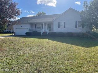 112 Sound Shore Dr, Currituck, NC 27929