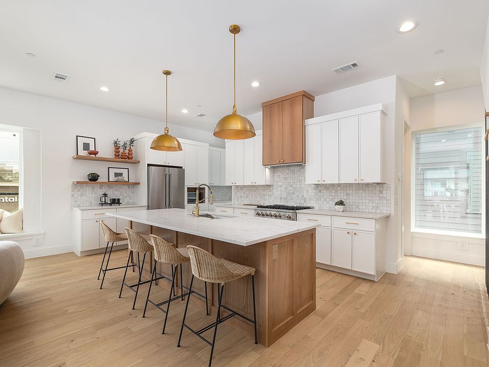 1st image of 4303 Cedar Springs Rd #104