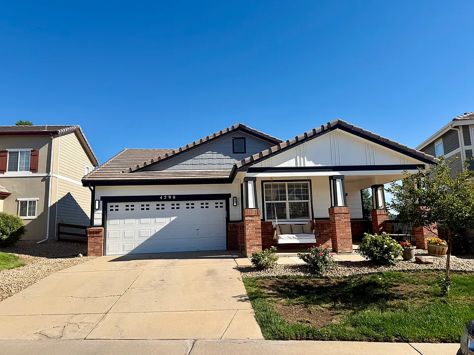 4298 Beautiful Cir