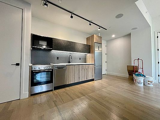 1st image of 890 Rogers Ave #204