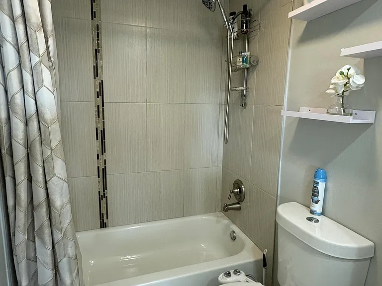 9355 SW 8th St #417 — Photo 5