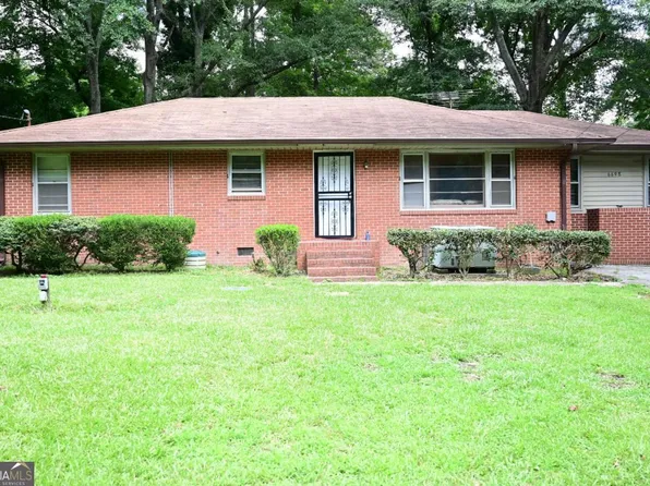 6698 Baker Dr, Lithia Springs, GA 30122