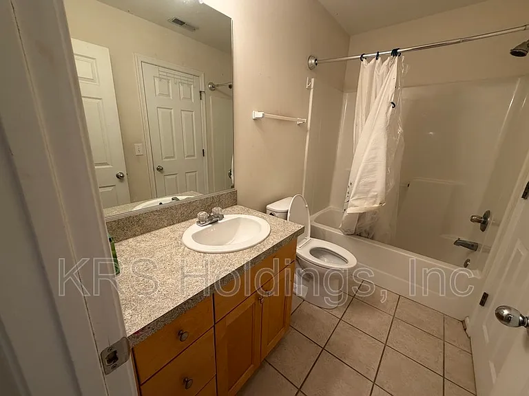 1409 Pandoria Ct — Photo 11