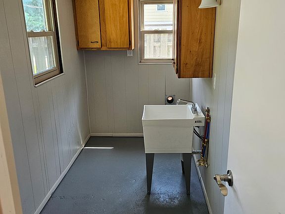 5th image of 4839 Belle Meadow Rd