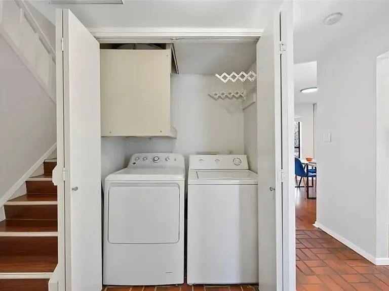 2110 Rio Grande St — Photo 11