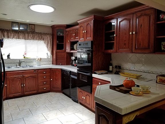 4th image of 2847 Murtha Dr