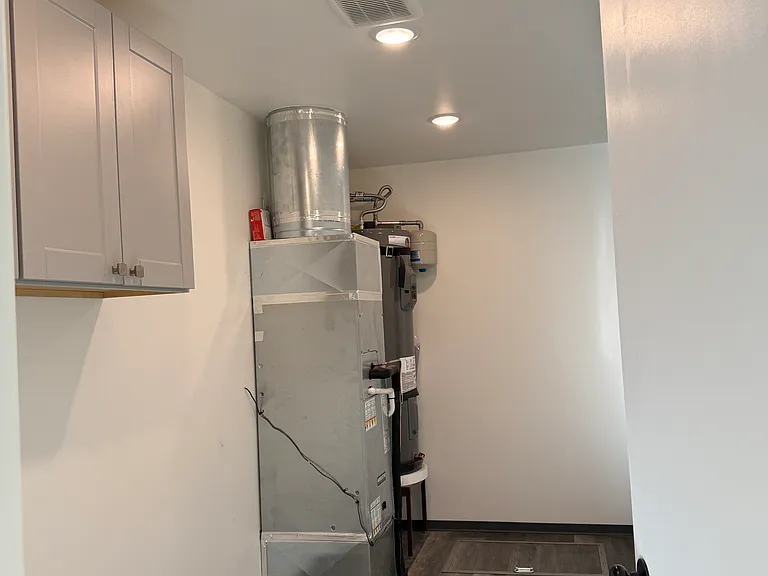 607 Pleasant Ave #1 — Photo 10