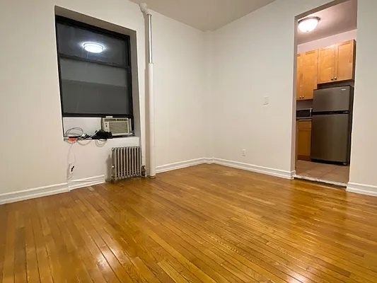 Rented by Beekman Street Realty | media 28