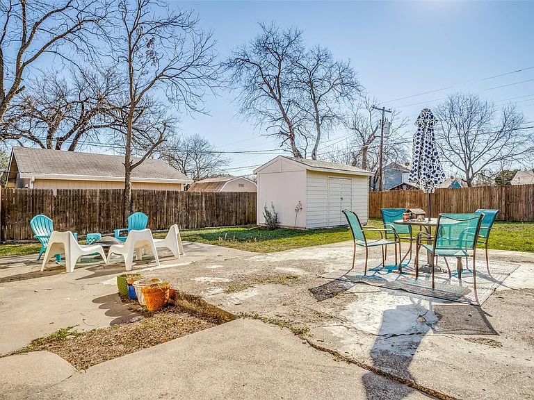 1718 Berkley Ave — Photo 10