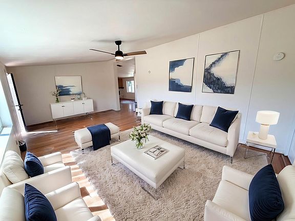 5th image of 105 Callow Creek Ln
