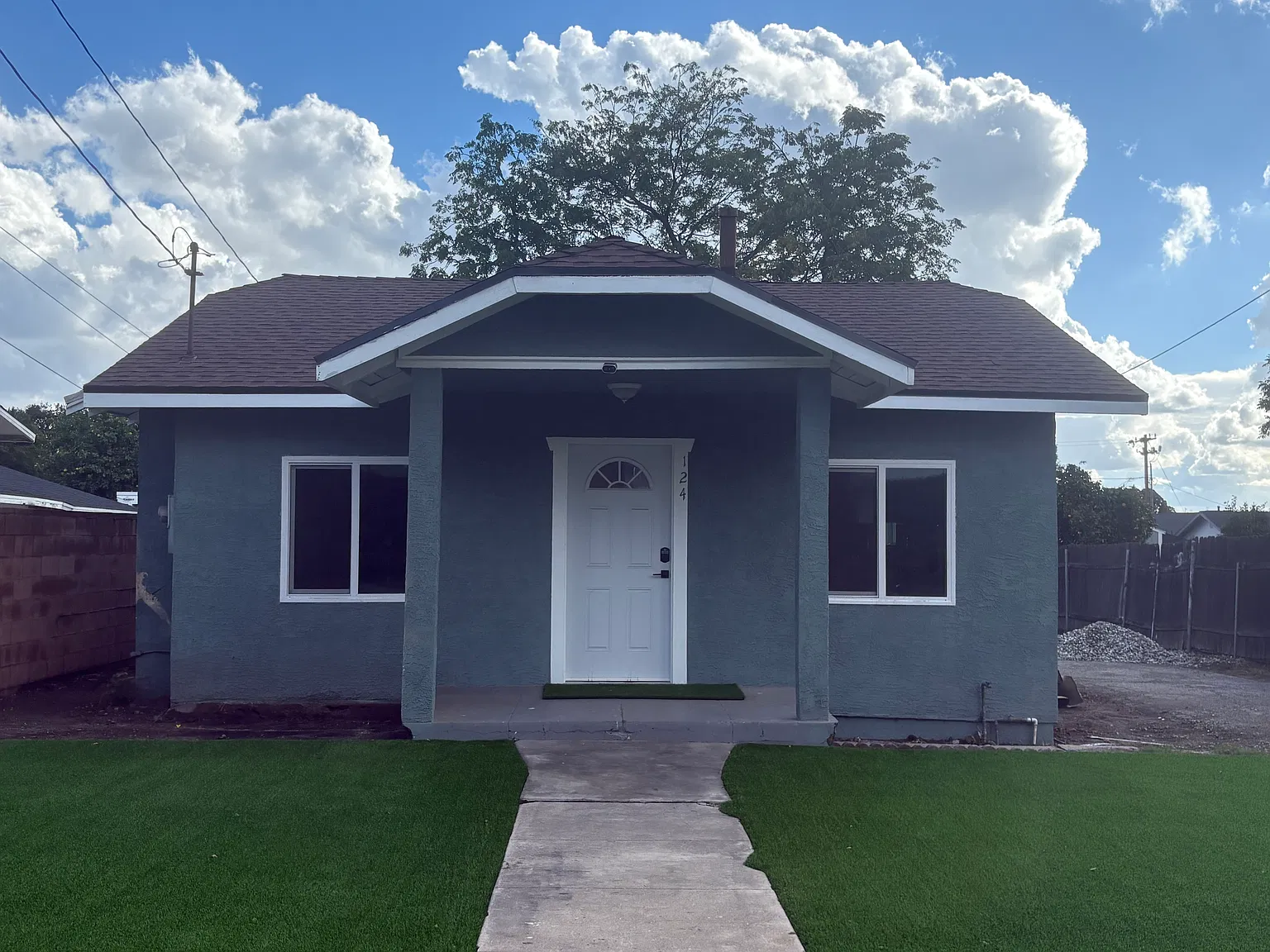 2 bed, 650 sqft, $2,600 — Photo 2