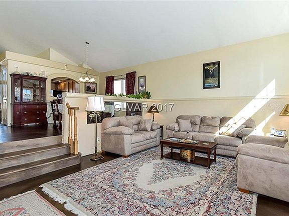 3rd image of 8944 Dove Cove Dr