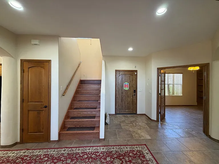 6323 Pima Pl NW — Photo 4