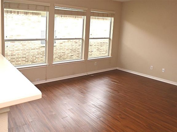 3rd image of 7407 Oakwood Canyon Dr