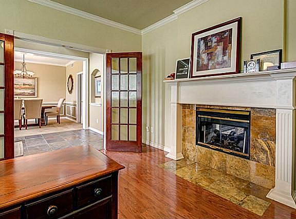 3rd image of 1112 Hunters Creek Dr