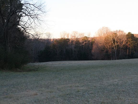 5th image of 180 Country Brook Ln