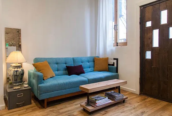 Rented by Zone Corp | media 24