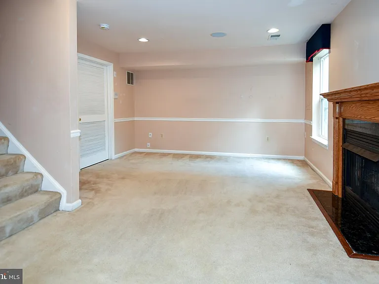 16853 Capon Tree Ln — Photo 36