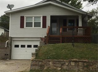 1811 Clifford St, Saint Joseph, MO 64505