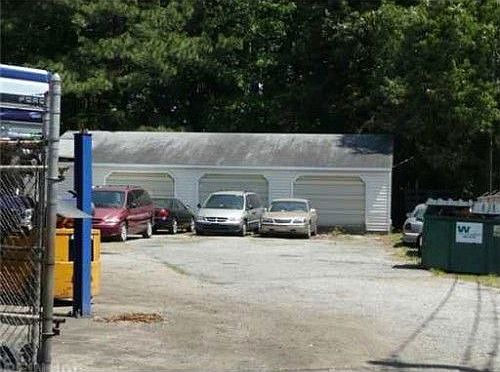 1st image of 9908 Jefferson Ave