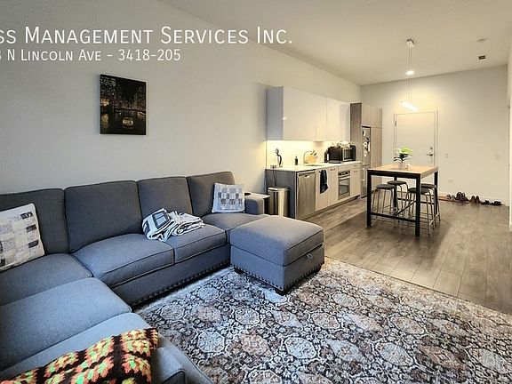 4th image of 3418 N Lincoln Ave APT 205