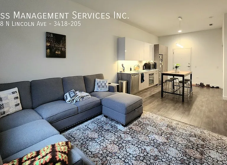 3418 N Lincoln Ave #205 — Photo 4
