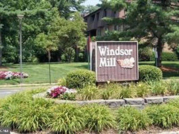 121 Woodmill Dr, Cranbury, NJ 08512