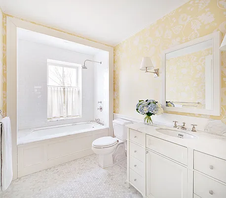 Sold by Compass | media 9