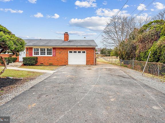 5th image of 7714 Huron Dr