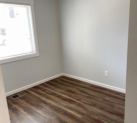 3rd image of 2243 12th Ave APT A
