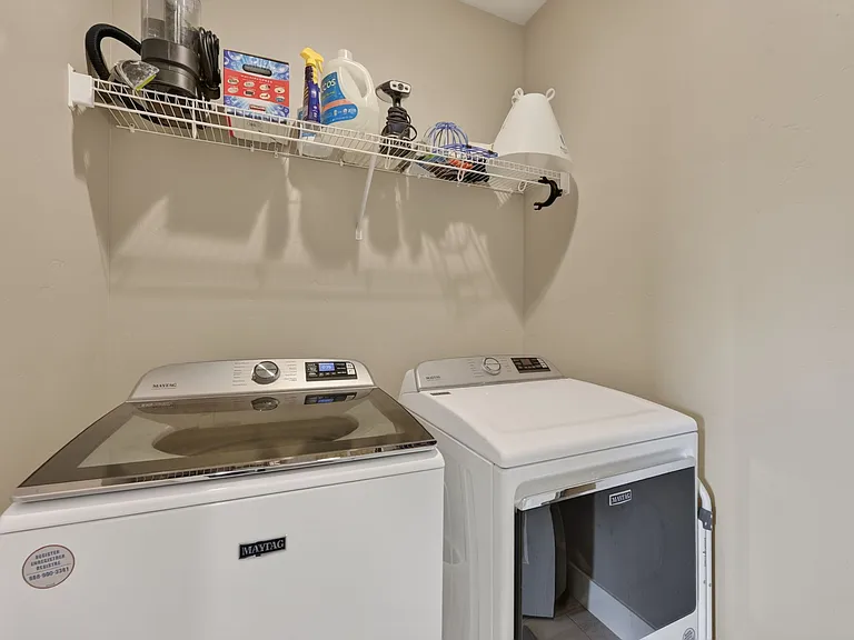 Washer & Dryer Included