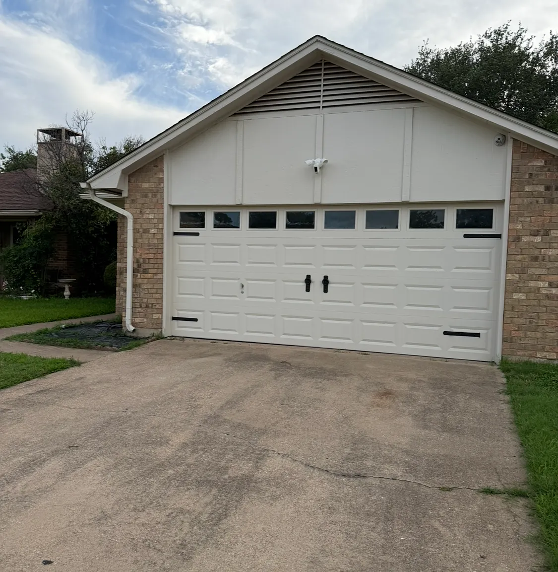 3 bed, 1200 sqft, $2,500 — Photo 3