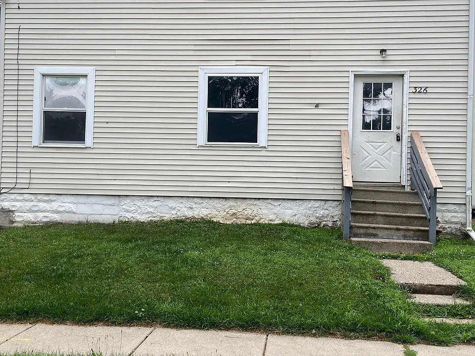 326 Union St #1