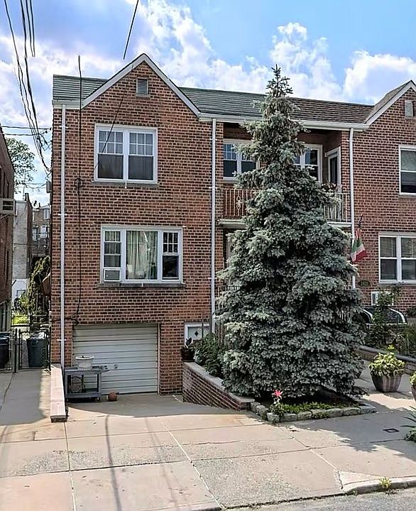 1st image of 2419 Young Ave