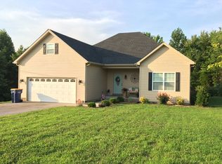 1678 Hammett Hill Rd, Bowling Green, KY 42101