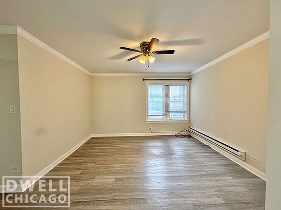 4th image of 4216 N Clark St #42223