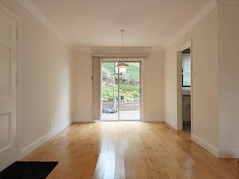 1064 Gilman Dr — Photo 4