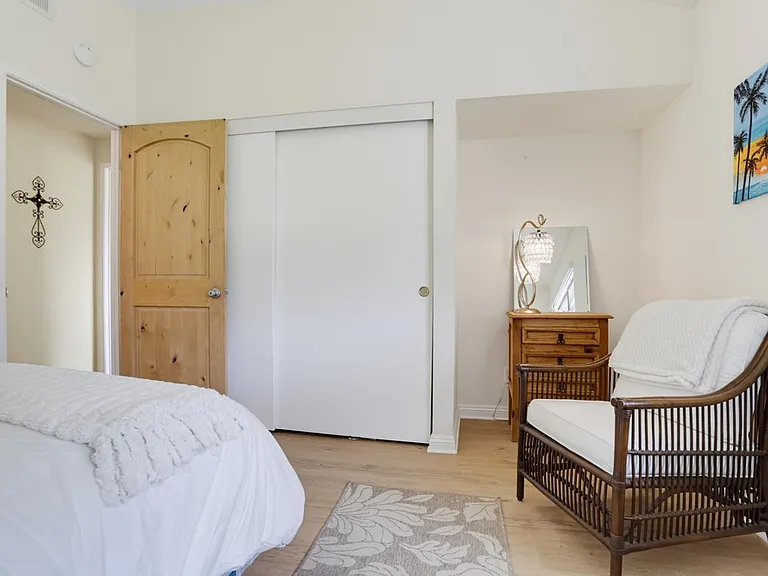 2508 Navarra Dr #403 — Photo 32