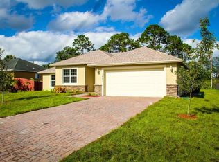 1401 SW Leisure Ln, Port Saint Lucie, FL 34953