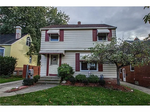 8605 Fernhill Ave photo 1