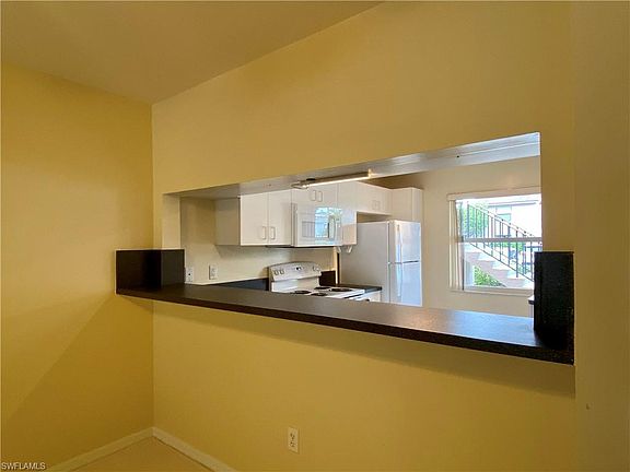 4th image of 5721 Foxlake Dr APT 3