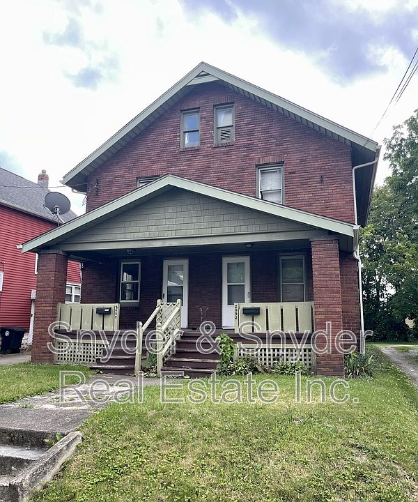 1st image of 2052 16th St SW