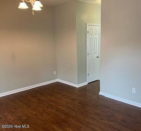 2nd image of 1043 Jade Ln