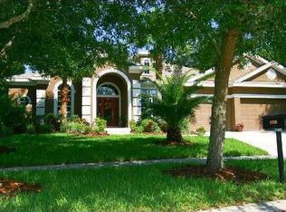 5738 Eaglemount Cir, Lithia, FL 33547